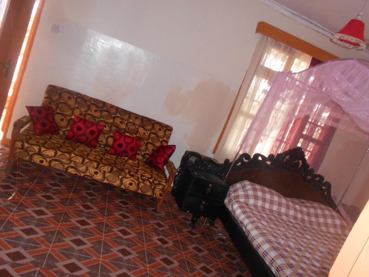 Mountain View Self Catering Guesthouse & Hostel Kisumu Luaran gambar