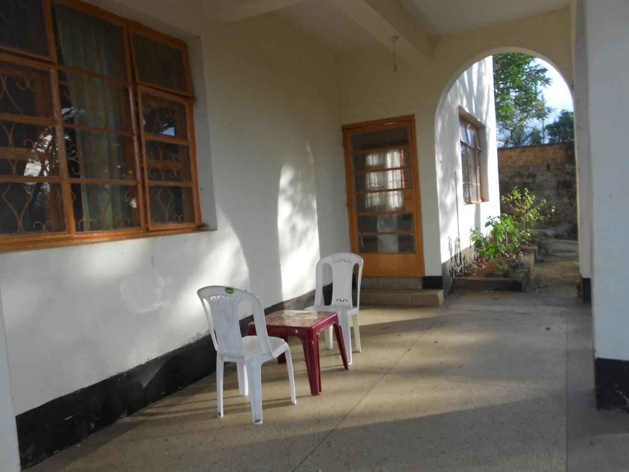 Mountain View Self Catering Guesthouse & Hostel Kisumu Luaran gambar